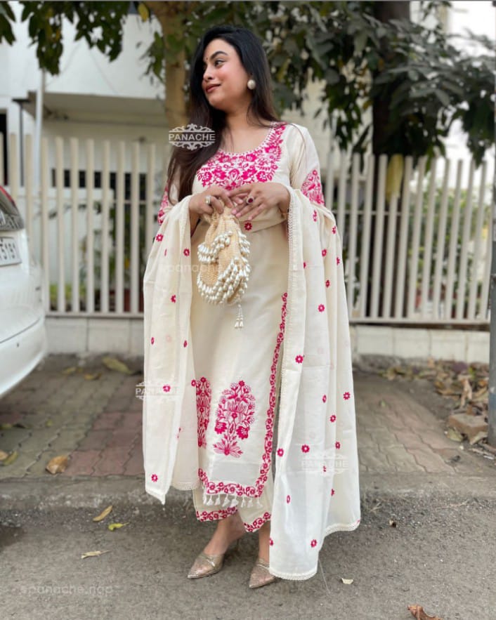 White Cotton Kurta And Pant Set With Kashmiri Pink Embroidery
